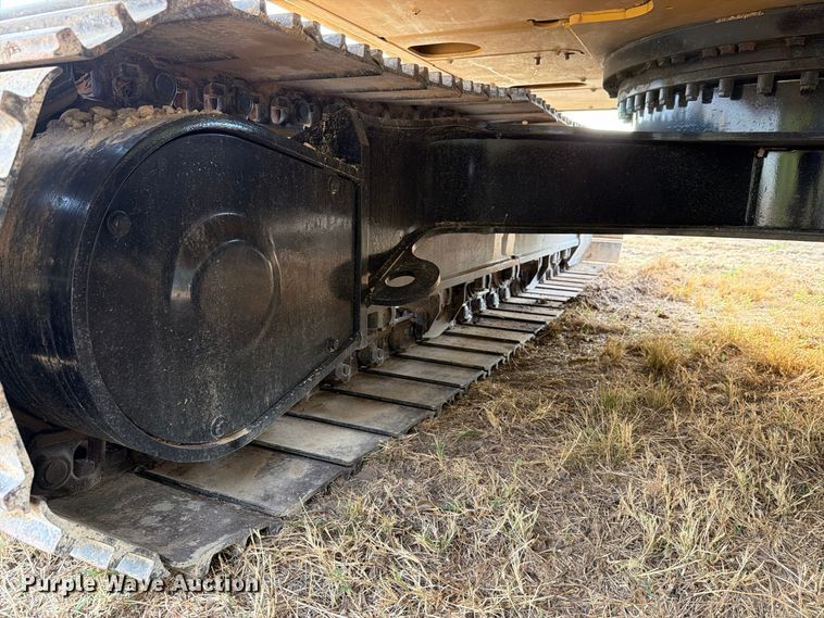 image for item FN3505 2020 Caterpillar 320 excavator