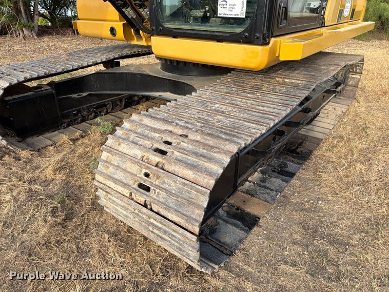 image for item FN3505 2020 Caterpillar 320 excavator
