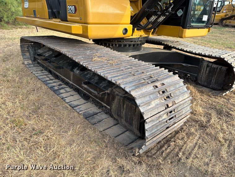 image for item FN3505 2020 Caterpillar 320 excavator