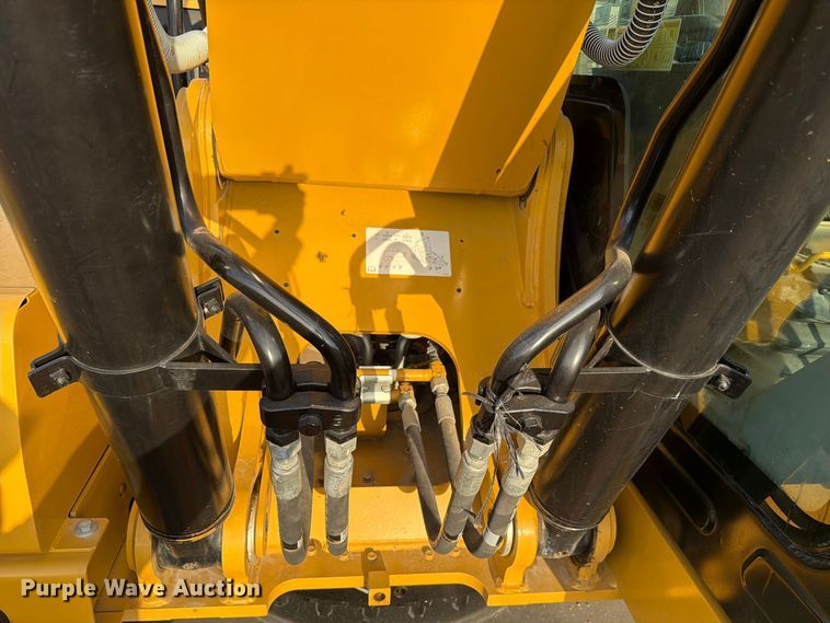 image for item FN3506 2023 Caterpillar 320 excavator