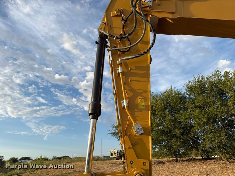 image for item FN3506 2023 Caterpillar 320 excavator