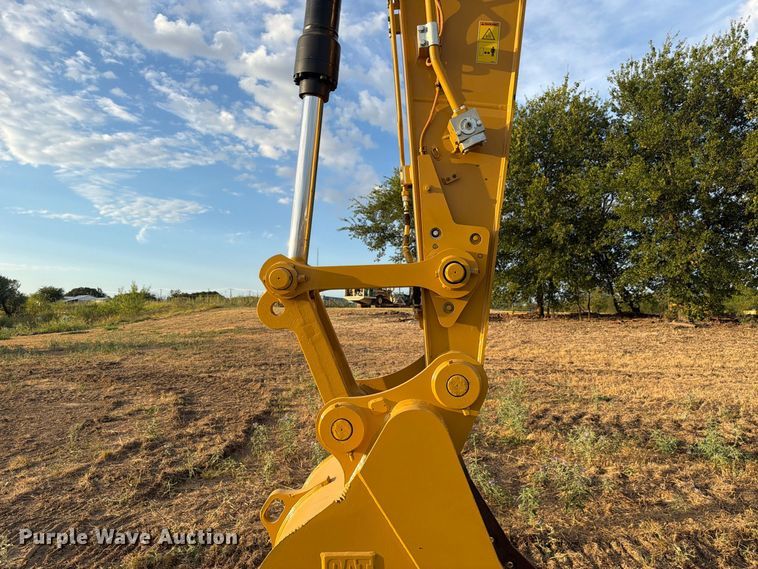 image for item FN3506 2023 Caterpillar 320 excavator