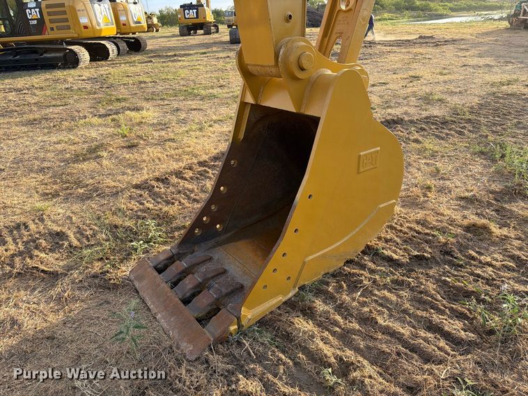 image for item FN3506 2023 Caterpillar 320 excavator