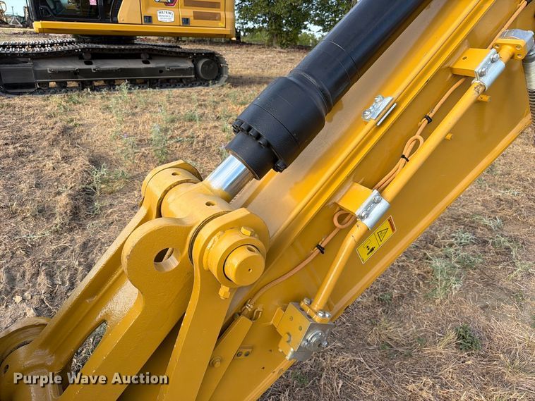 image for item FN3506 2023 Caterpillar 320 excavator