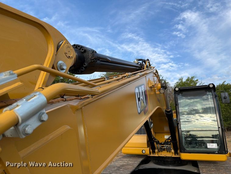 image for item FN3506 2023 Caterpillar 320 excavator