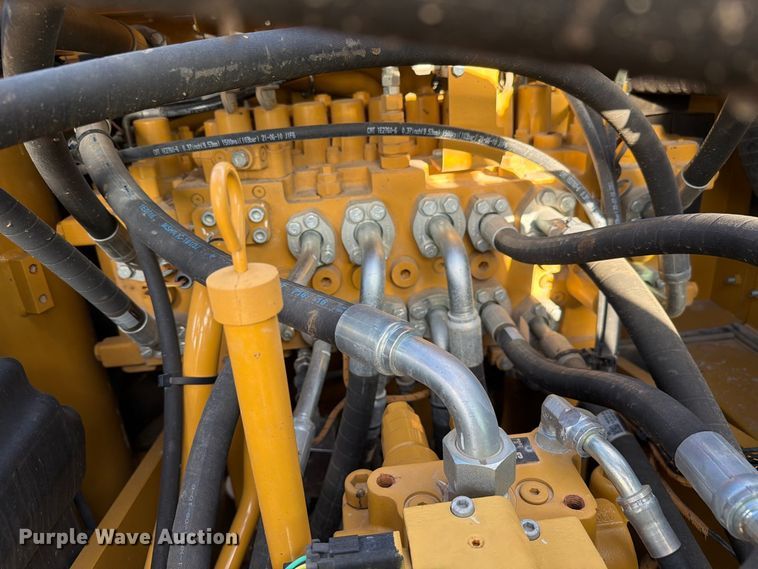 image for item FN3506 2023 Caterpillar 320 excavator