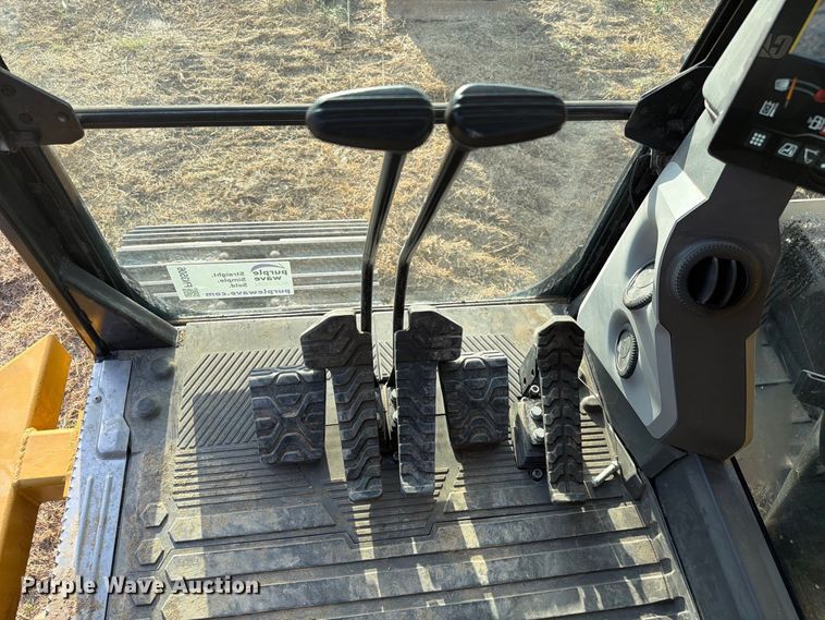 image for item FN3506 2023 Caterpillar 320 excavator