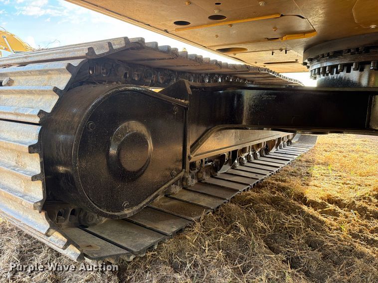 image for item FN3506 2023 Caterpillar 320 excavator