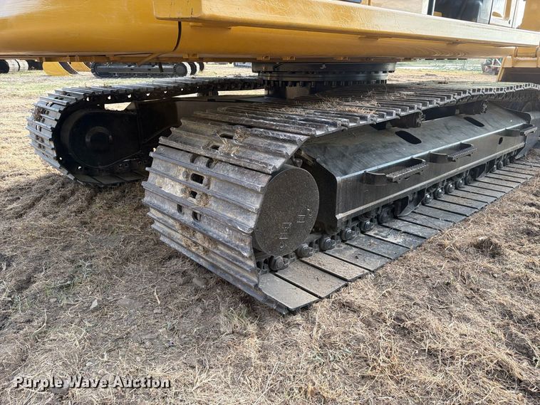 image for item FN3506 2023 Caterpillar 320 excavator