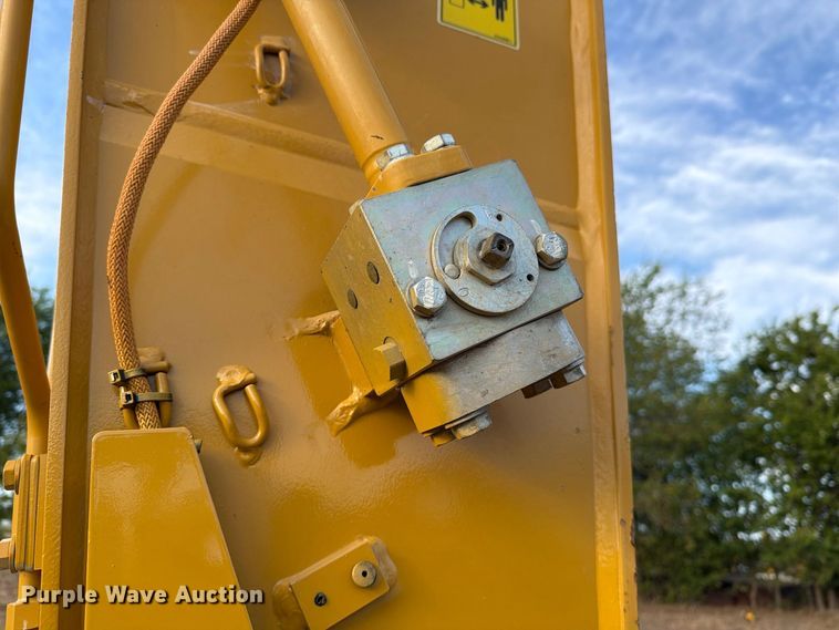image for item FN3508 2022 Caterpillar 320 excavator