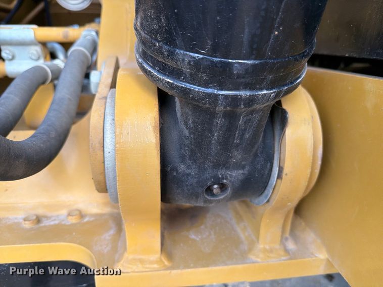 image for item FN3508 2022 Caterpillar 320 excavator
