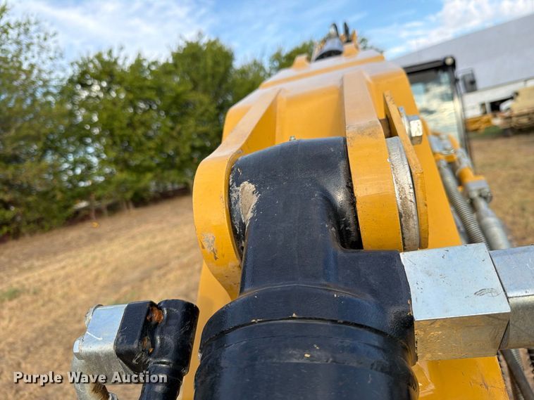 image for item FN3508 2022 Caterpillar 320 excavator