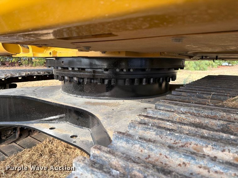 image for item FN3508 2022 Caterpillar 320 excavator