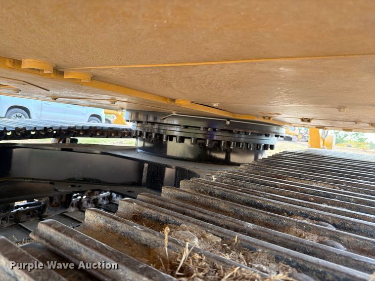image for item FN3508 2022 Caterpillar 320 excavator