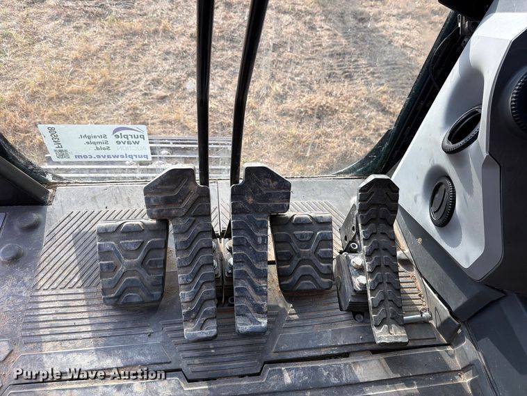 image for item FN3508 2022 Caterpillar 320 excavator