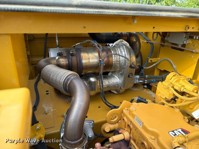 image for item FN3508 2022 Caterpillar 320 excavator