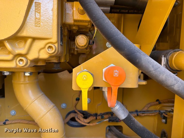 image for item FN3508 2022 Caterpillar 320 excavator