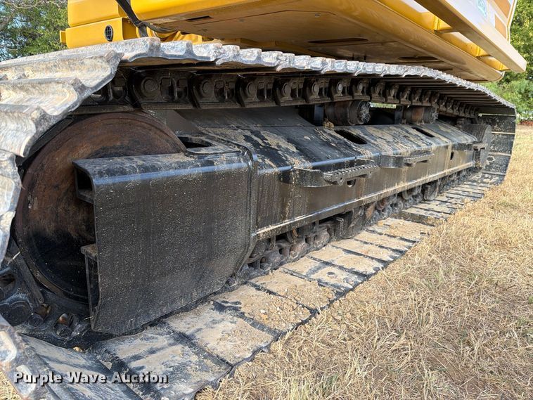 image for item FN3508 2022 Caterpillar 320 excavator