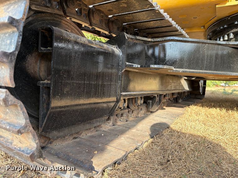 image for item FN3508 2022 Caterpillar 320 excavator
