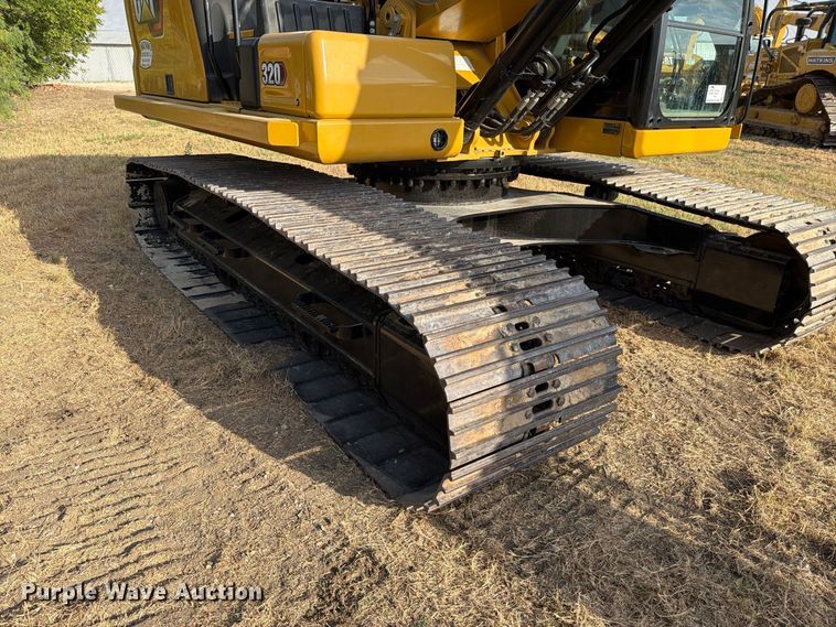 image for item FN3508 2022 Caterpillar 320 excavator