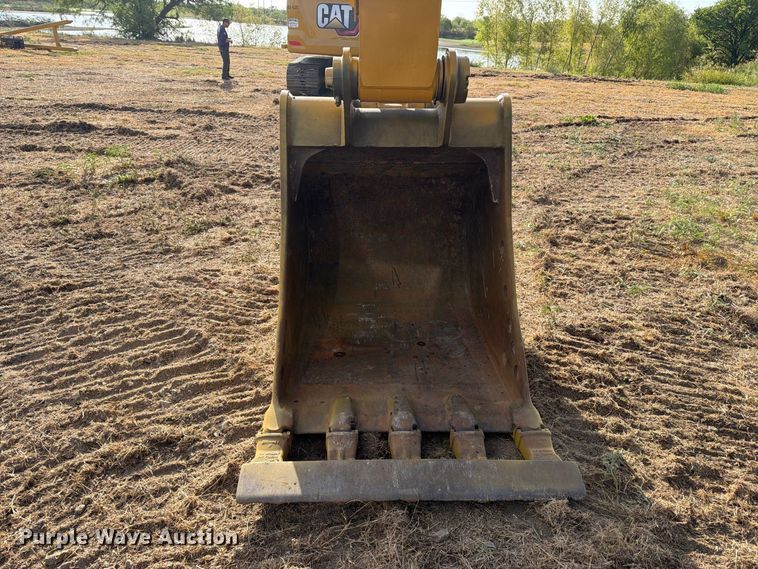 image for item FN3509 2022 Caterpillar 320 excavator