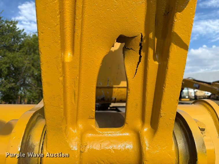 image for item FN3509 2022 Caterpillar 320 excavator