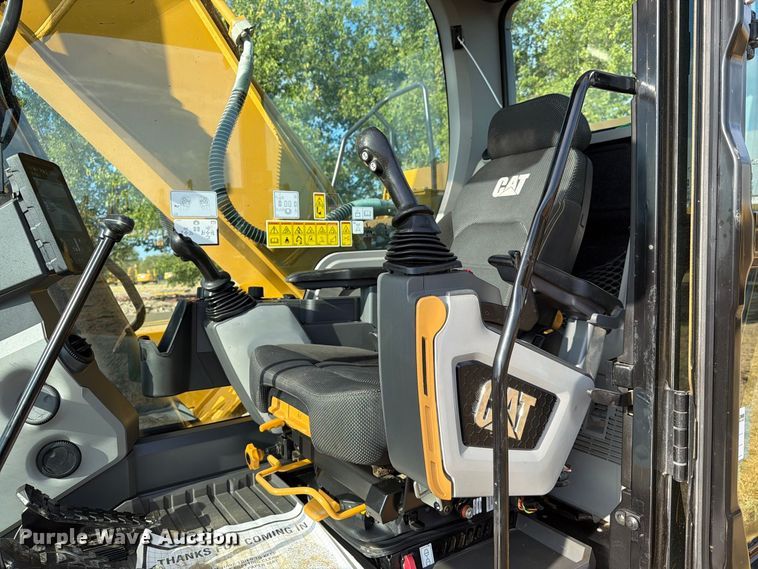 image for item FN3509 2022 Caterpillar 320 excavator