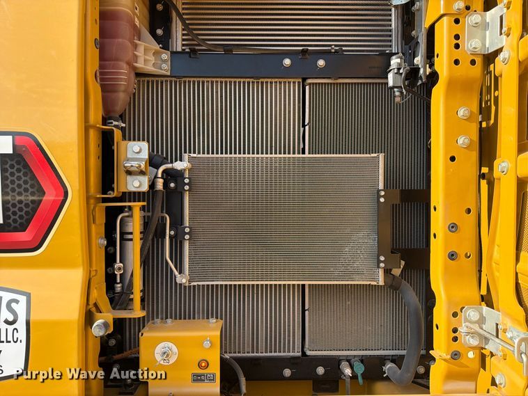 image for item FN3509 2022 Caterpillar 320 excavator