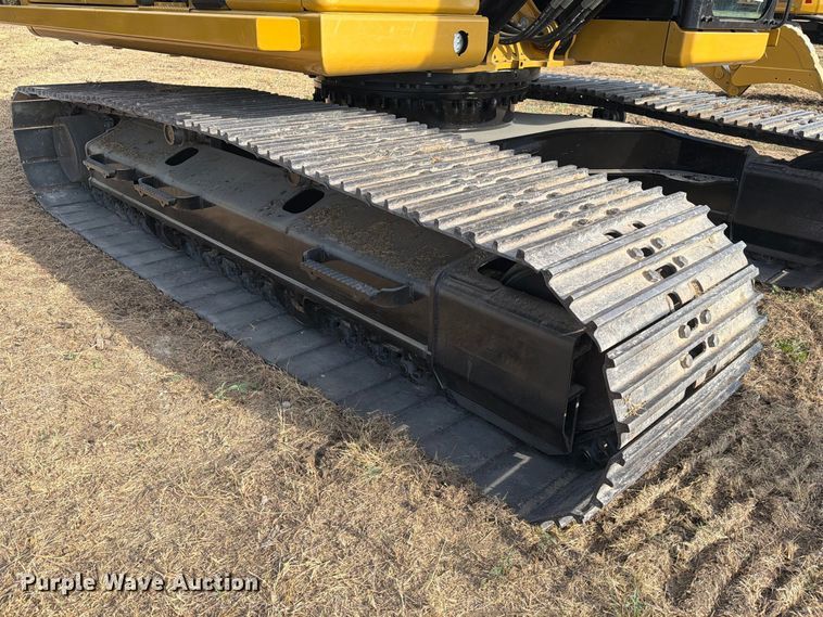 image for item FN3509 2022 Caterpillar 320 excavator