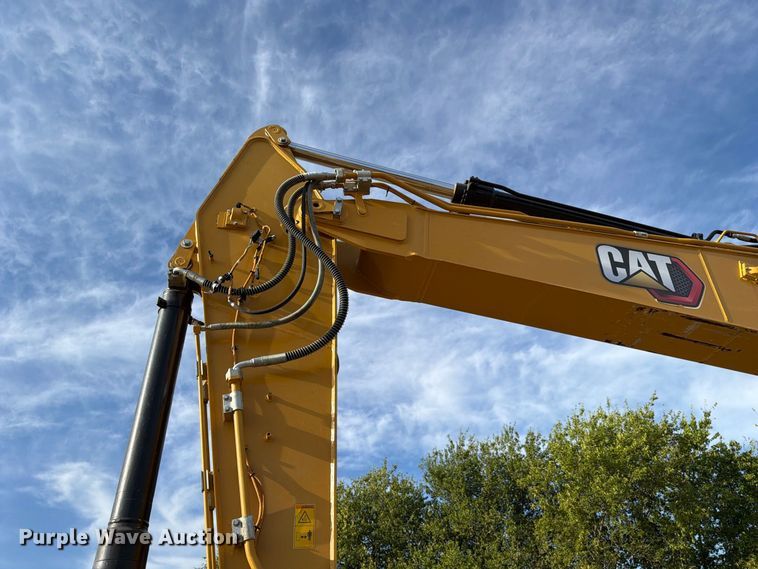 image for item FN3510 2023 Caterpillar 320 excavator