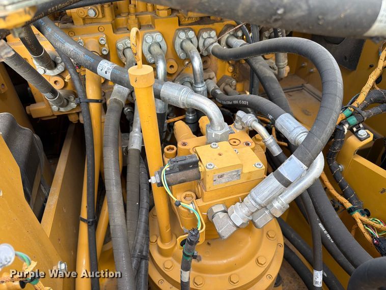 image for item FN3510 2023 Caterpillar 320 excavator