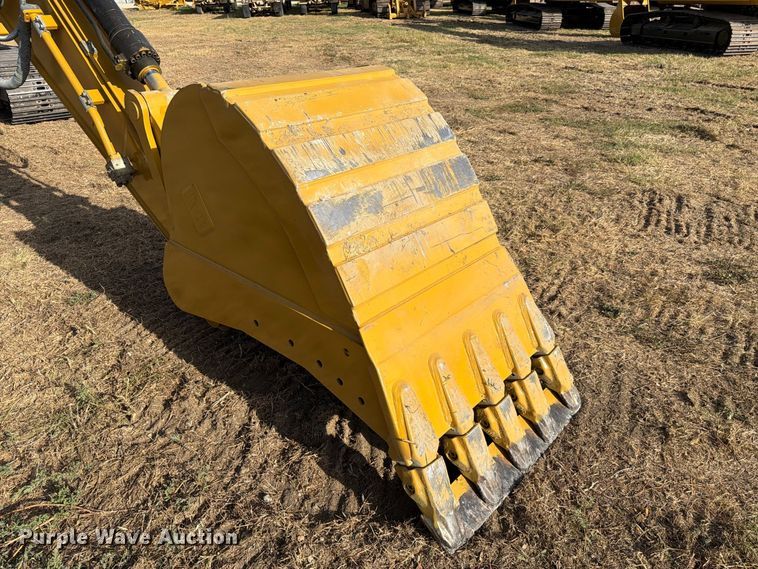image for item FN3510 2023 Caterpillar 320 excavator