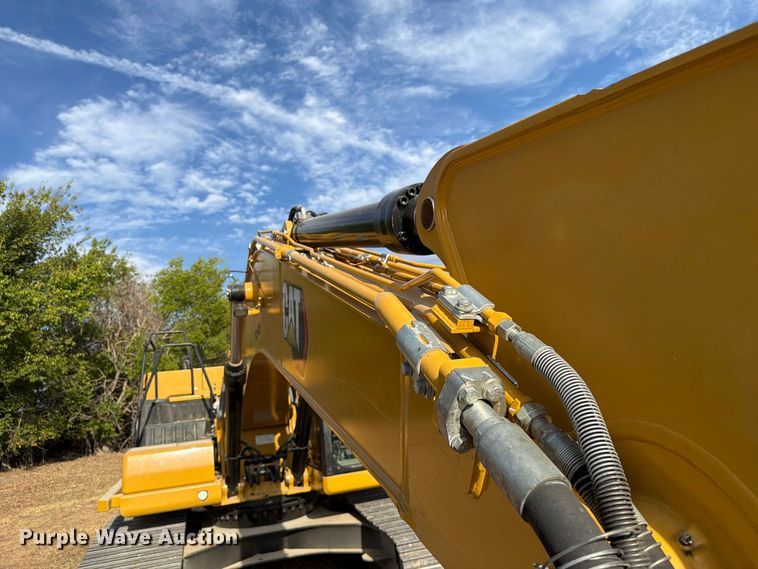 image for item FN3510 2023 Caterpillar 320 excavator