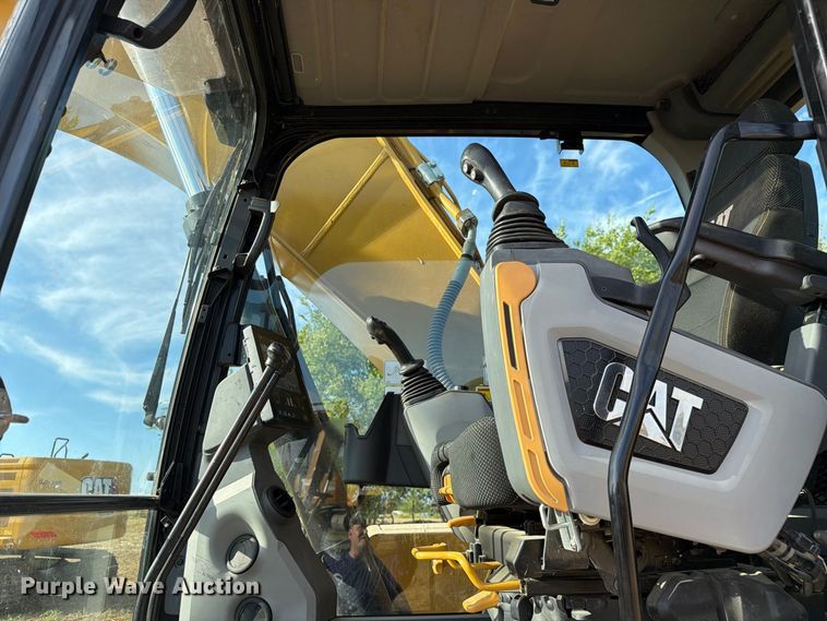 image for item FN3510 2023 Caterpillar 320 excavator
