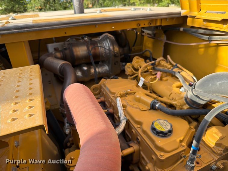 image for item FN3510 2023 Caterpillar 320 excavator