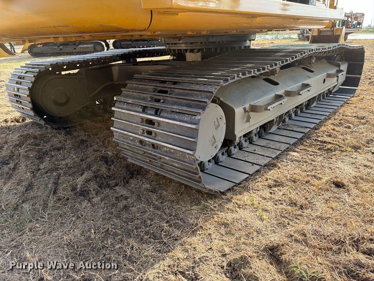 image for item FN3510 2023 Caterpillar 320 excavator
