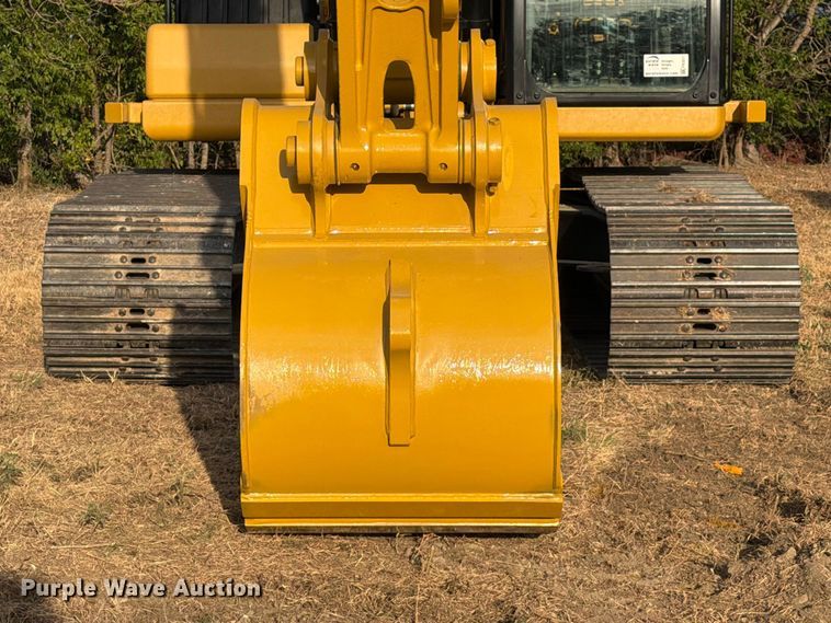 image for item FN3511 2023 Caterpillar 320 excavator