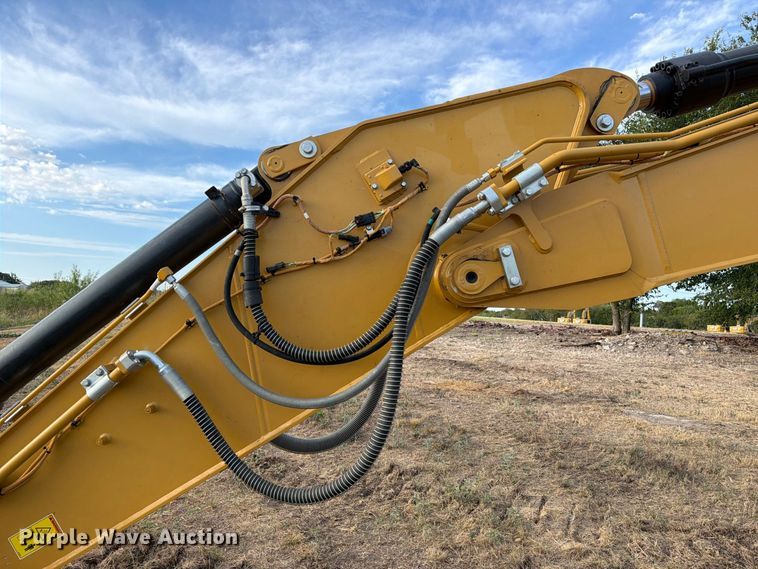 image for item FN3511 2023 Caterpillar 320 excavator