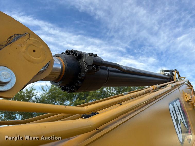 image for item FN3511 2023 Caterpillar 320 excavator
