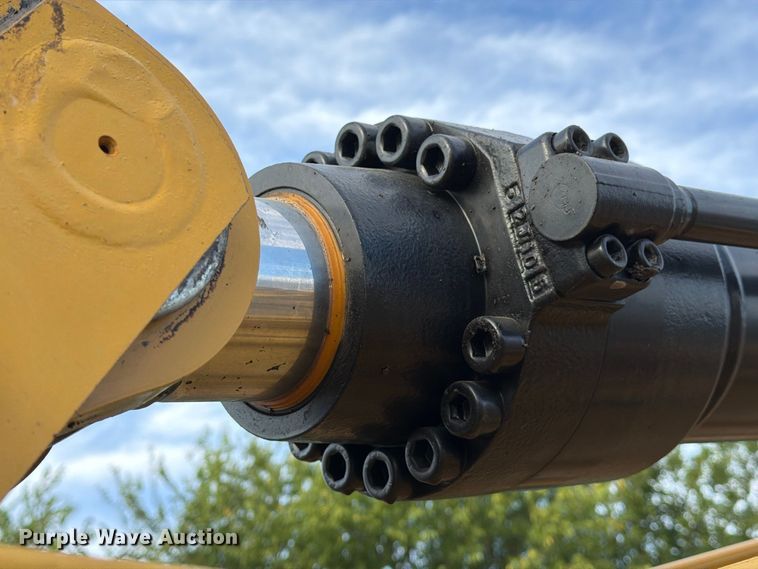 image for item FN3511 2023 Caterpillar 320 excavator