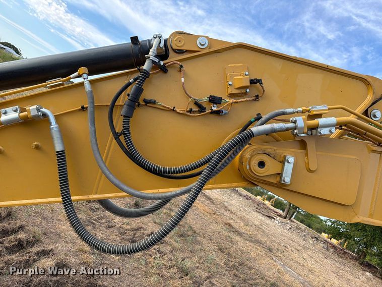 image for item FN3511 2023 Caterpillar 320 excavator