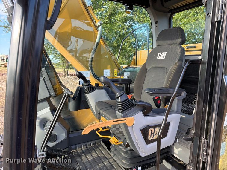 image for item FN3511 2023 Caterpillar 320 excavator