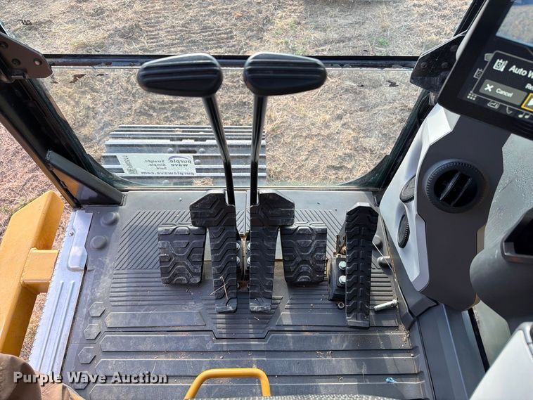 image for item FN3511 2023 Caterpillar 320 excavator
