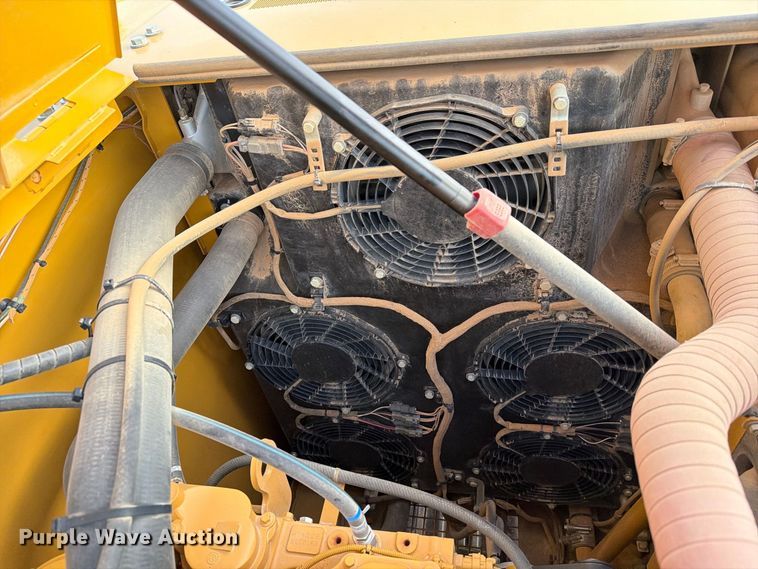 image for item FN3511 2023 Caterpillar 320 excavator