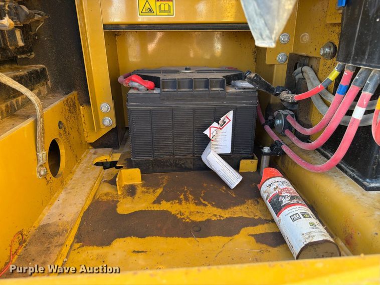 image for item FN3511 2023 Caterpillar 320 excavator