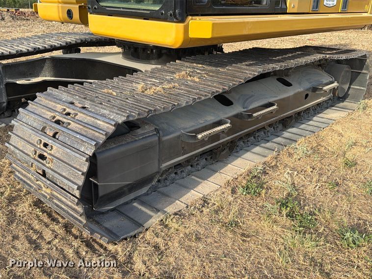image for item FN3511 2023 Caterpillar 320 excavator