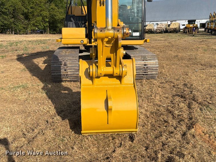 image for item FN3512 2023 Caterpillar 323 excavator