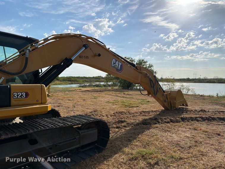 image for item FN3512 2023 Caterpillar 323 excavator