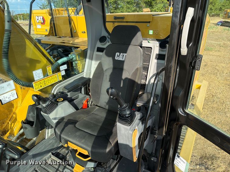 image for item FN3512 2023 Caterpillar 323 excavator