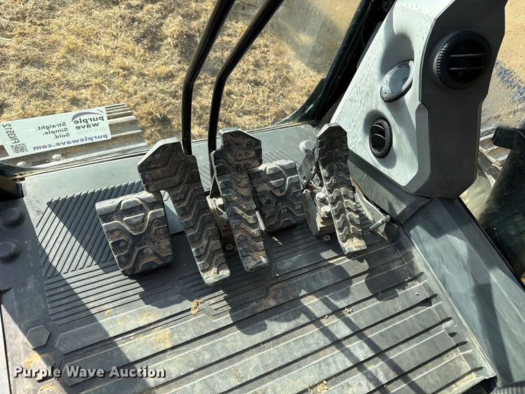 image for item FN3512 2023 Caterpillar 323 excavator